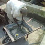 Réparation des bassins en béton pour rouir les maniocs