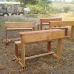 Fabrication Des Bancs Et Cercueils
