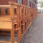 Fabrication Des Bancs Et Cercueils