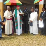 Inauguration du centre de santé mgr léonard à kinkole