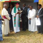 Inauguration du centre de santé mgr léonard à kinkole