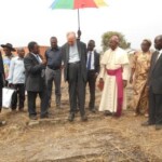 Inauguration du centre de santé mgr léonard à kinkole