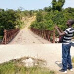 Accès du pont à réparer