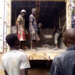 Chargement du matériel de construction