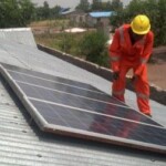 Installation des panneaux solaires au centre hospitalier monseigneur léonard à kinkole
