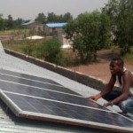 Installation des panneaux solaires au centre hospitalier monseigneur léonard à kinkole