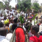 Bénédiction du pont de La lutshima par Mgr. Bodika