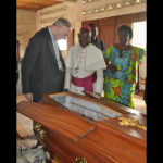 Fabrication Des Bancs Et Cercueils