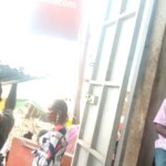 Matériel de construction de l'école primaire à Kimbulu (suite)