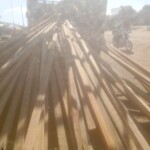 Matériel de construction de l'école primaire à Kimbulu (suite)