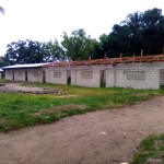 Travaux de construction de l'ecole primaire a Kimbulu