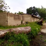 Travaux de construction de l'ecole primaire a Kimbulu