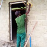 Travaux de construction de l'ecole primaire a Kimbulu