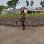 Construction de mur de la clôture de la concession du cpfo à kinkole
