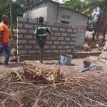Construction de mur de la clôture de la concession du cpfo à kinkole