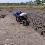 Construction de mur de la clôture de la concession du cpfo à kinkole