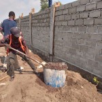 Construction de mur de la clôture de la concession du cpfo à kinkole