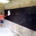 Travaux de construction de l'ecole primaire a Kimbulu