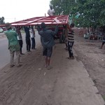 Fabrication des portes métalliques et placement de ces portes